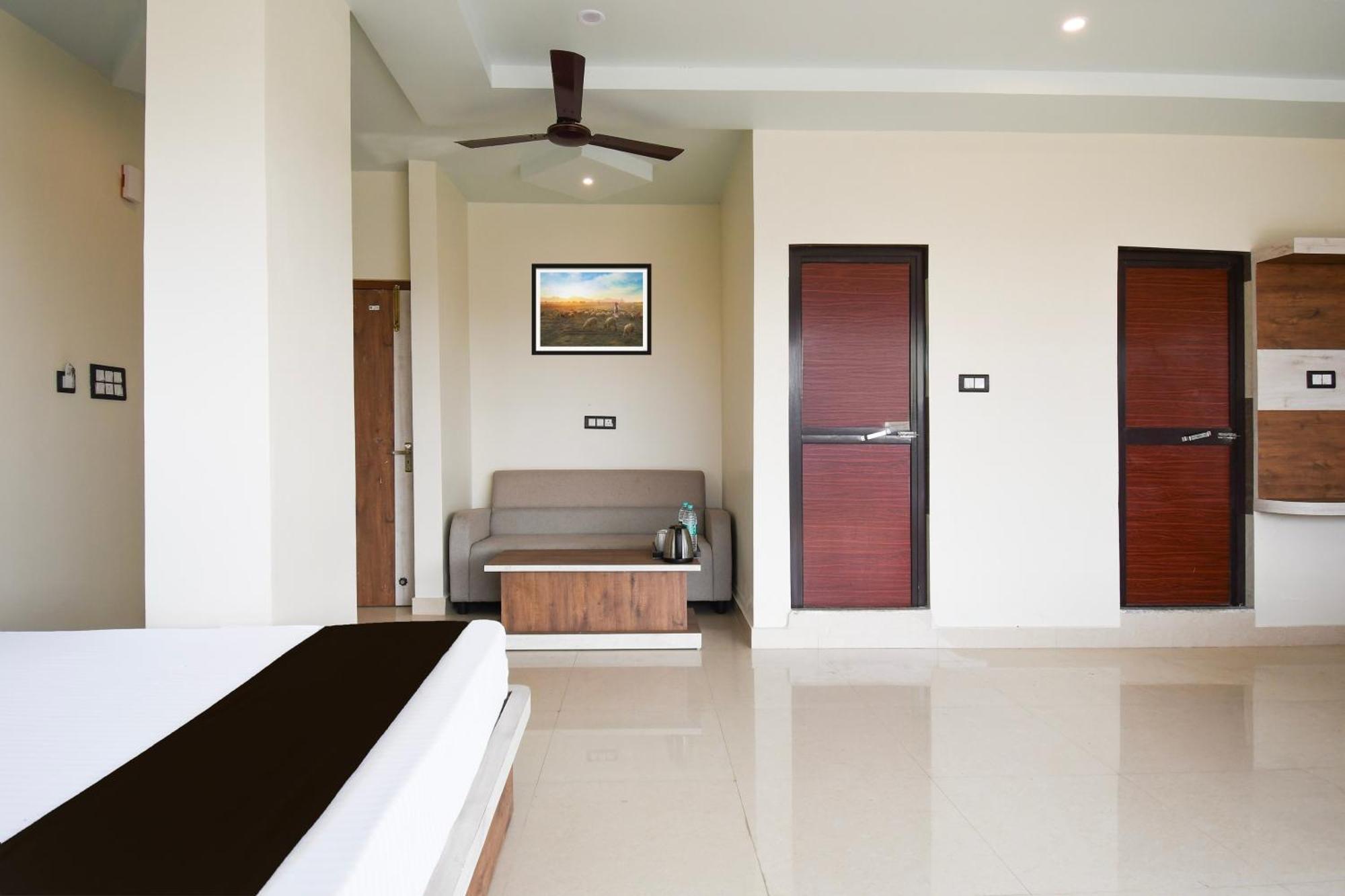 Hotel O Nilmadhab International ธาราพิธ ภายนอก รูปภาพ